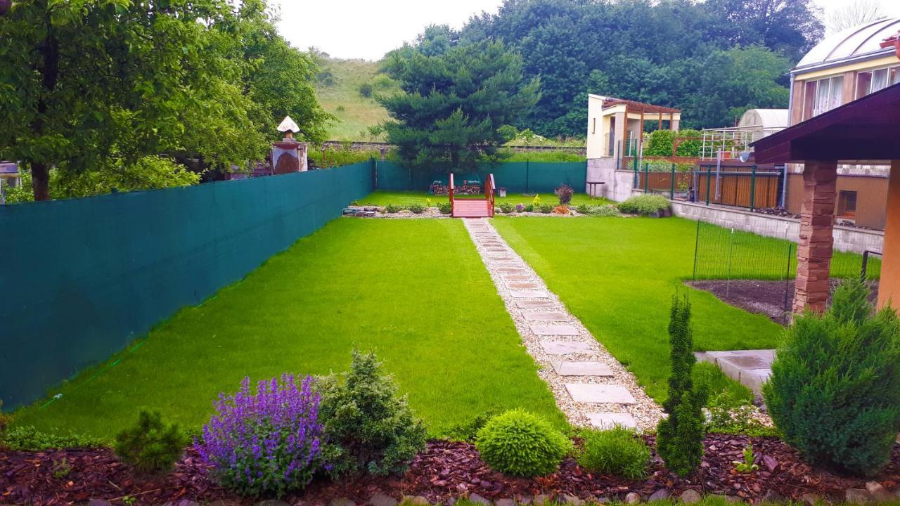 Turčianske Teplice Privat Velvet 게스트하우스 외부 사진